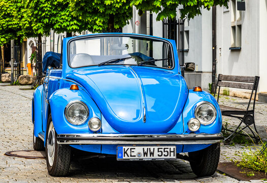 old volkswagen beetle - vw