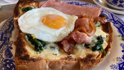 fried eggs with bacon