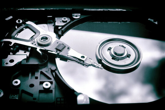 hard disk drive