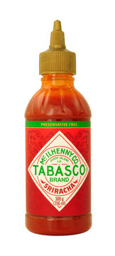 Mcilhenny Co  Tabasco brand sriracha red pepper sauce with garlic in a 300g squeeze bottle