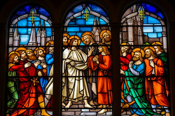 Evocative minimalist stained-glass style portrayal of John 18:1-11 from New Testament - the arresting moment of Jesus by soldiers and Jewish officials. Generative AI