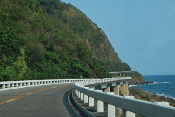 Fototapeta premium Wavy bridge