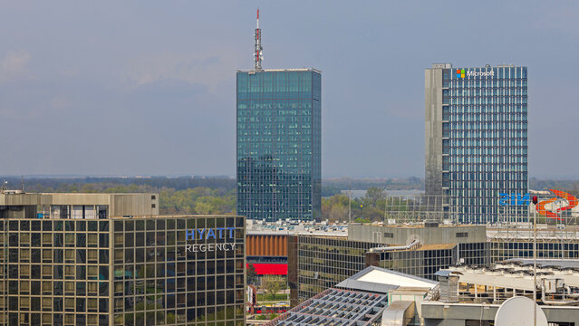 Twin Towers Usce New Belgrade