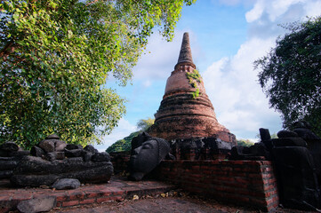 Temple pagoda in Ayutthaya historical park, Thailand. - obrazy, fototapety, plakaty