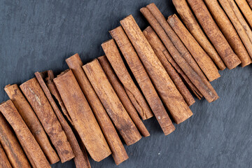 aromatic cinnamon sticks used in cooking and confectionery products
