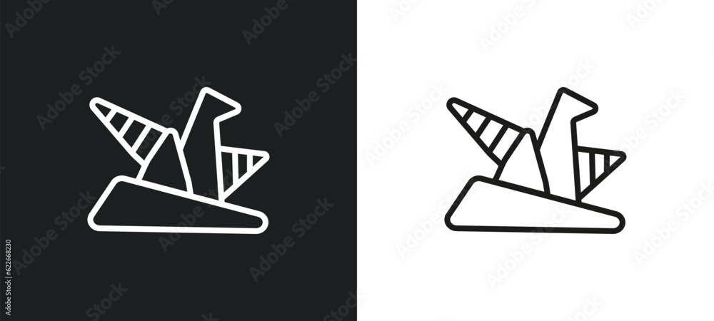 Poster sketched arrow outline icon in white and black colors. sketched arrow flat vector icon from user int