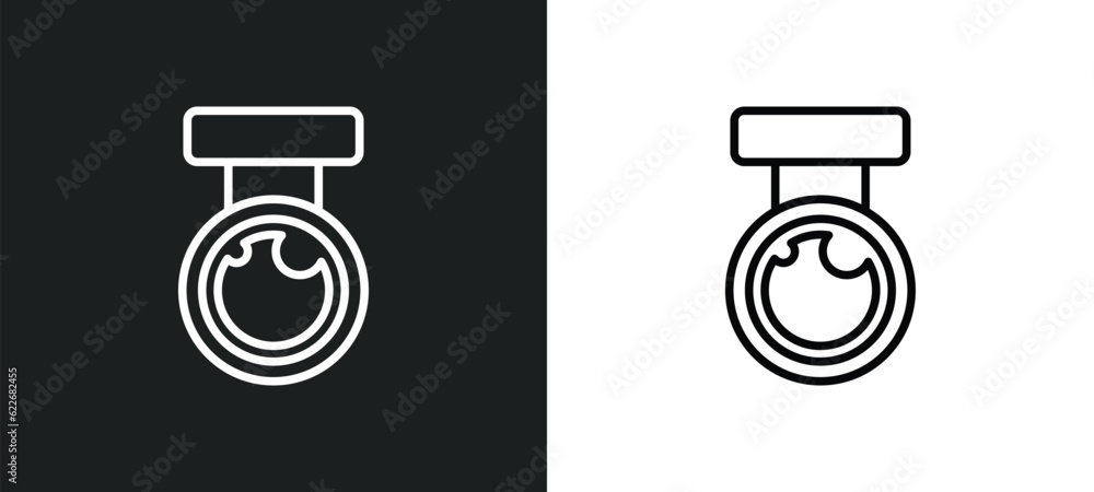 Poster security camera outline icon in white and black colors. security camera flat vector icon from smart 