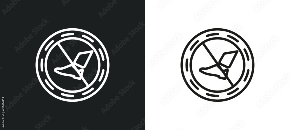 Poster no step outline icon in white and black colors. no step flat vector icon from signs collection for w