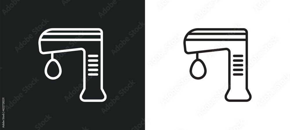 Poster game hine outline icon in white and black colors. game hine flat vector icon from entertainment and 