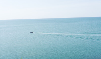 Obraz premium Ship in the sea