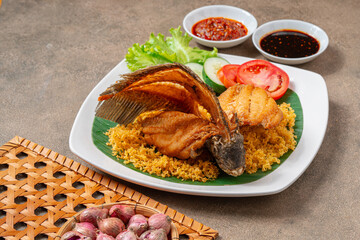 Gurame Goreng Kipas or 