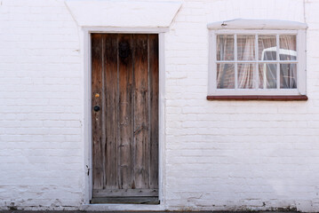 Fototapeta premium Traditional English house front entrance