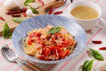 トマトとベーコンのスパゲッティー