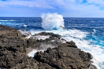 南原千畳岩海岸の溶岩台地と風景