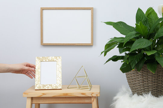 Wall and table photo frames in the interior