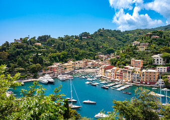 Fototapeta na wymiar view of the bay of Portofino in Italy