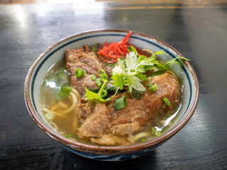 ソーキそばフーチバー入り