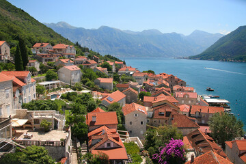 Obraz premium view of the old European city by the sea