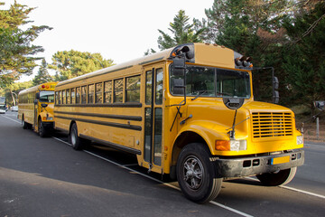 Bus scolaire Américain jaune