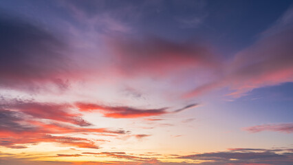 Obraz na płótnie Canvas sunset sky with clouds