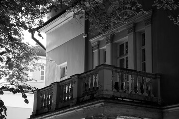 old house in the city