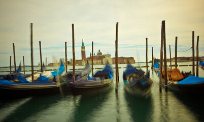 Fototapeta premium small medieval square in venice in italy 