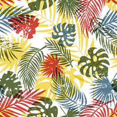 Fototapeta na wymiar Colorful bright palm tree leaves on white background. Summer tropical seamless pattern. Vector overlapping illustration