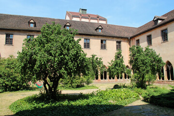 Fototapeta na wymiar cloister of the former dominican convent in colmar in alsace (france)
