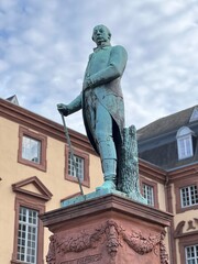 Obraz premium Statue of Karl Friedrich von Baden in Mannheim University