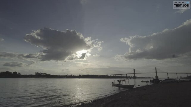 Praia do Cacau no Rio Tocantins, em Imperatriz - Maranh&atilde;o (S-LOG 2)