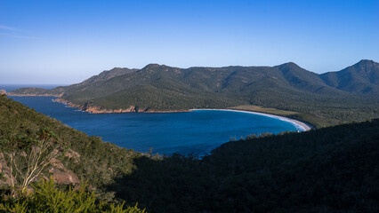 Fototapeta na wymiar Beautiful Wineglass Bay in Tasmania, Australia