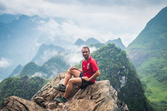panoramic view of ha gian loop on northern vietnam