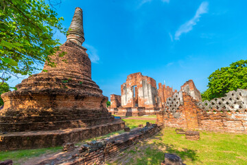 Fototapeta na wymiar The ruins of the Wat Phra Si Sanphet temple in Ayutthaya Historical Park, a UNESCO world heritage site, Thailand
