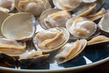 日本産ハマグリの酒蒸し © kazoka303030