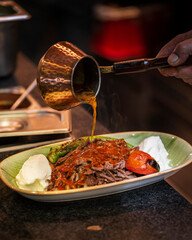Iskender (Türkisches Essen)