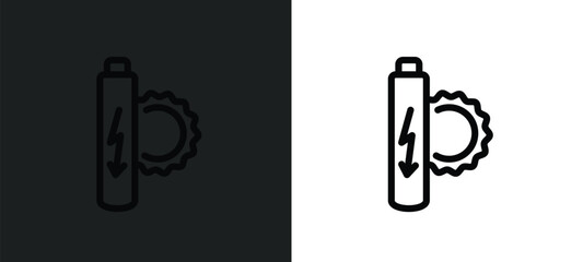 Fototapeta premium solar battery icon isolated in white and black colors. solar battery outline vector icon from technology collection for web, mobile apps and ui.