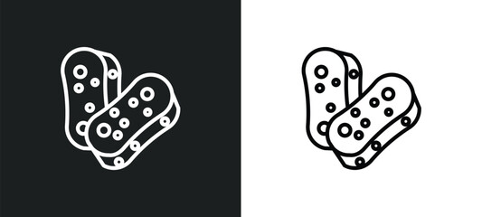 scouring pads icon isolated in white and black colors. scouring pads outline vector icon from cleaning collection for web, mobile apps and ui.