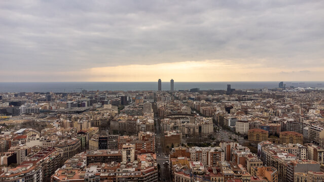barcelona eixample overlooking the sea