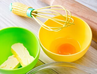 The ingredients ready for baking cookies