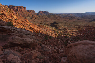 hiking the murphy trail loop in the island in the sky in canyonlands national park, usa