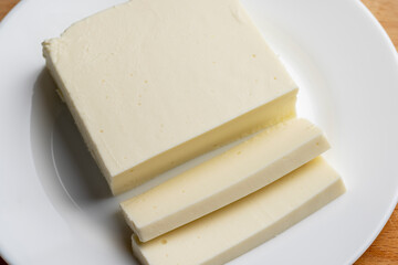 Sliced cream cheese for salads