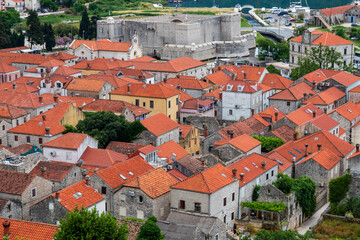 Fototapeta na wymiar Ston, Croatia 06-05-2023. View of the town of Ston with its fortress in the background in Croatia.