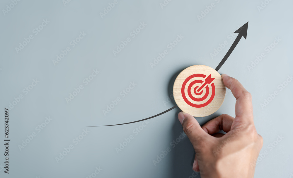 Aufkleber business target growth and arrow icon for planning and management development business growth to suc
