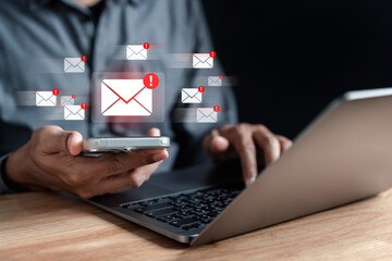 Alert Email inbox and spam virus with warning caution for notification on internet letter security protect, junk and trash mail and compromised information... - obrazy, fototapety, plakaty