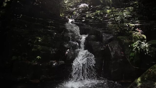 践祚の滝　鹿児島県薩摩川内市入来町
