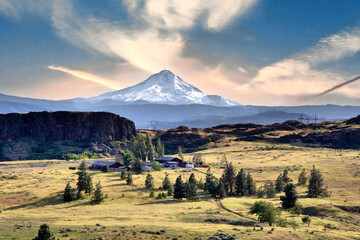 mount hood at sunset in Oregon state