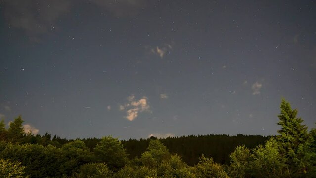 Cloudy night stars time lapse 4K