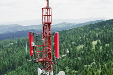 Nadajnik 5G, radiostacja i nadajnik w jednym