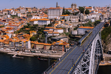 Fototapeta na wymiar Dom Luís I Bridge in porto Portugal 