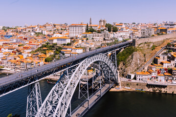 Dom Luís I Bridge in porto Portugal  - obrazy, fototapety, plakaty